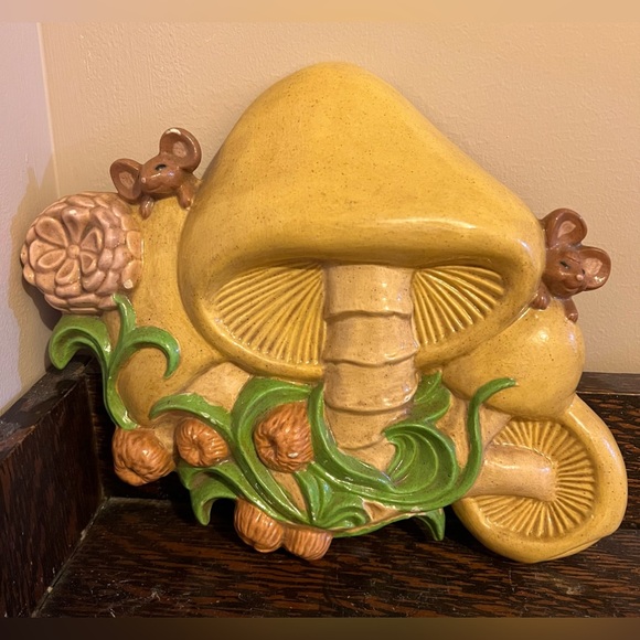Vintage Other - Vintage Arnels mushroom wall plaque